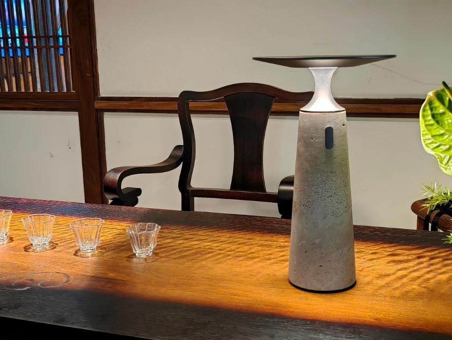 Luminária de pedra