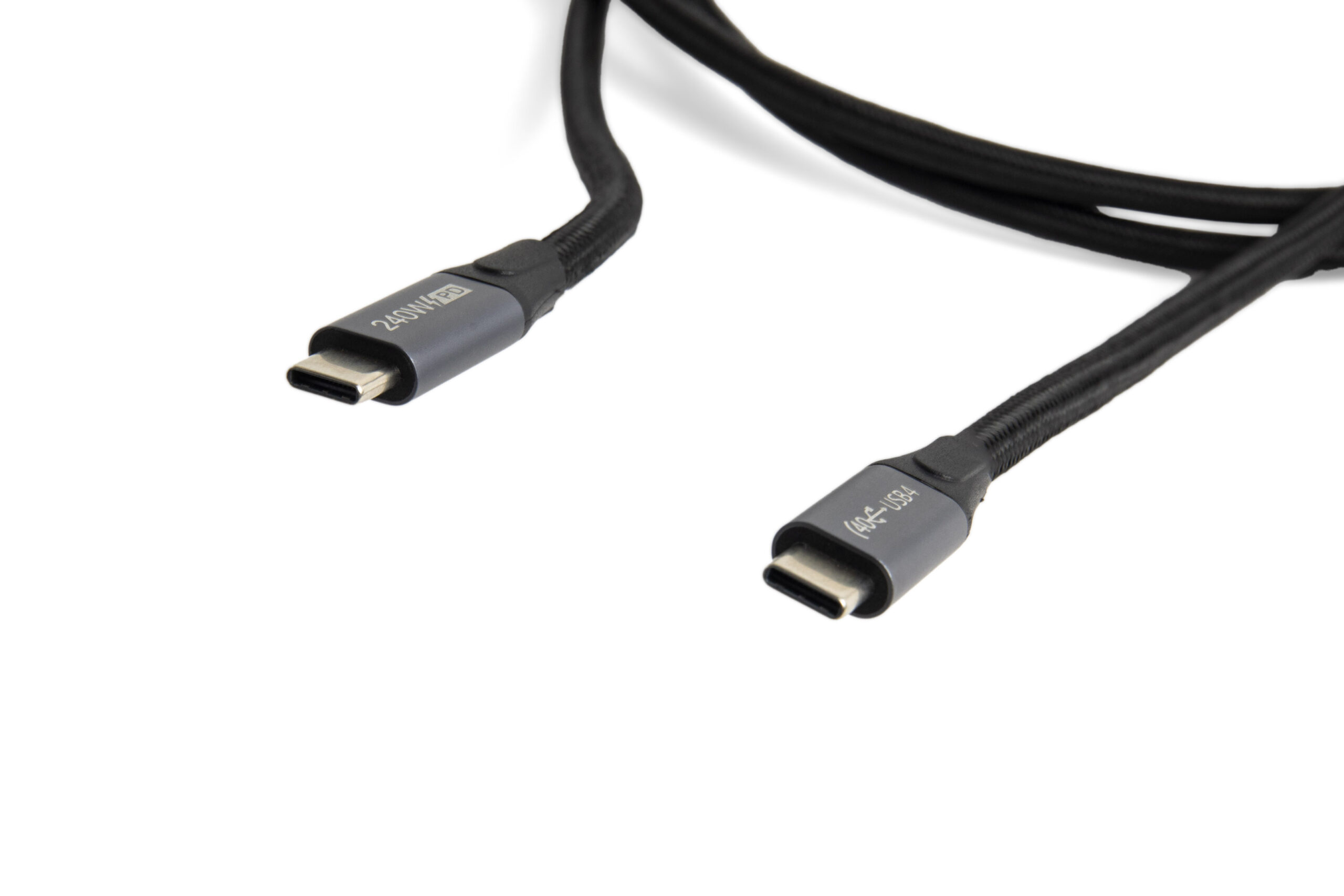 CABO USB 4.0 TIPO C MXM 40GB 240W 1,5MT - PRETO-QTMOV-PRIME detalhe dos USBs CABO USB 4.0 TIPO C MXM 40GB 240W 1,5MT - PRETO-QTMOV-PRIME detalhe dos USBs