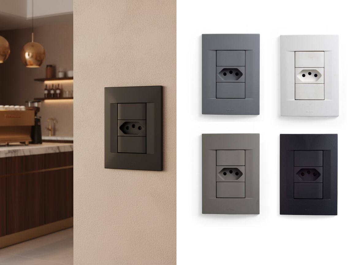 Espelho 4x2 com 1 tomada (10A ou 20A) + 2 blocos cegos