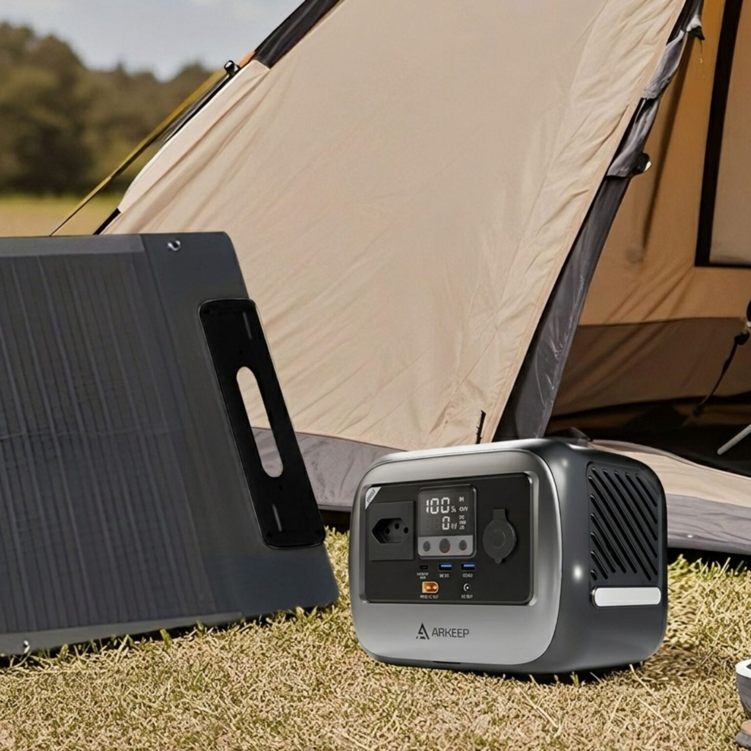 Estação de Energia Portátil Arkeep C300 no camping